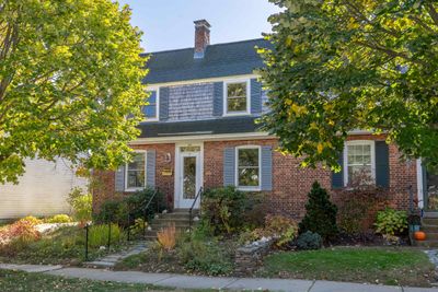 127 Crescent Way, House other with 2 bedrooms, 1 bathrooms and null parking in Portsmouth NH | Image 1