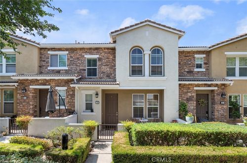 30-15723 Parkhouse, Fontana, CA, 92336 | Card Image