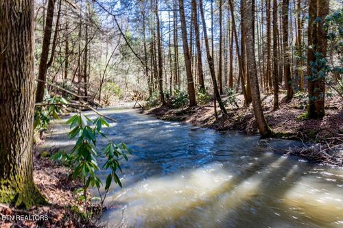 140 Luna Ln, Spring City, TN, 37381-2422 | Card Image