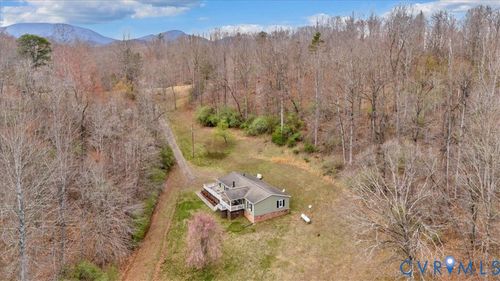 1275 Tall Peaks Ln, Big Island, VA, 24526-3103 | Card Image
