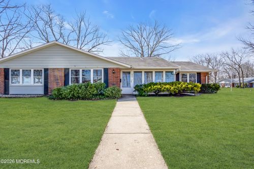 b-180 Sterling Ct, Lakewood, NJ, 08701 | Card Image