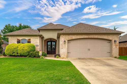 1715 Sylar Cir, Conway, AR, 72034-8025 | Card Image