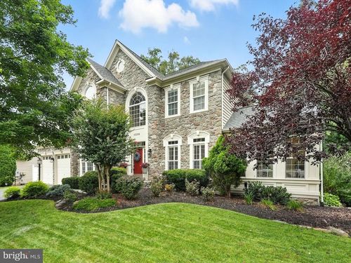 12208 Sour Gum Ct, GAINESVILLE, VA, 20155-5211 | Card Image