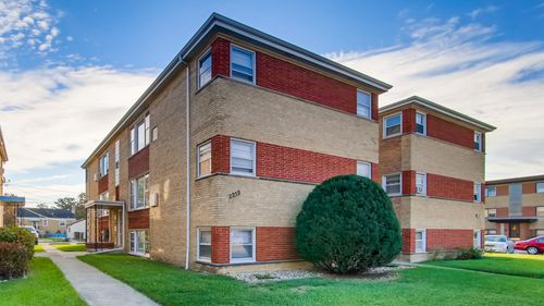 apt-2f-2259 17th Ave, North Riverside, IL, 60546-1298 | Card Image