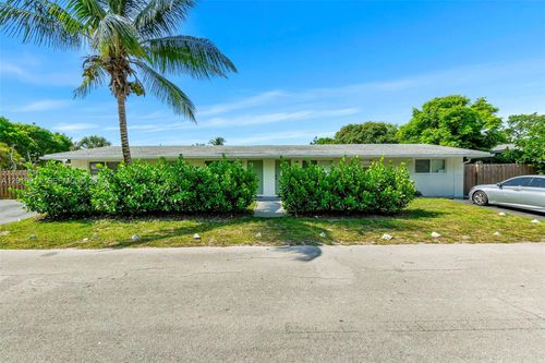 1-2-700 Nw 18th St, Fort Lauderdale, FL, 33311-4830 | Card Image