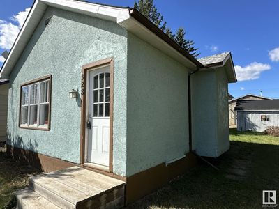 328 W Railway Dr, House other with 1 bedrooms, 1 bathrooms and null parking in Smoky Lake AB | Image 2