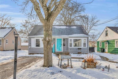 119 Cayuga Ave Nw, Canton, OH, 44708-5105 | Card Image