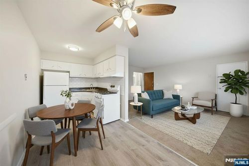 1 Dahnert Park Ln, Garfield, NJ, 07026-1647 | Card Image