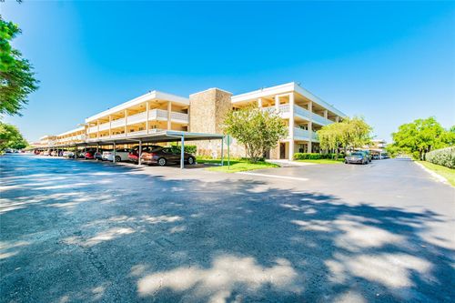 apt-326-4705 1st St Ne, SAINT PETERSBURG, FL, 33703-3039 | Card Image
