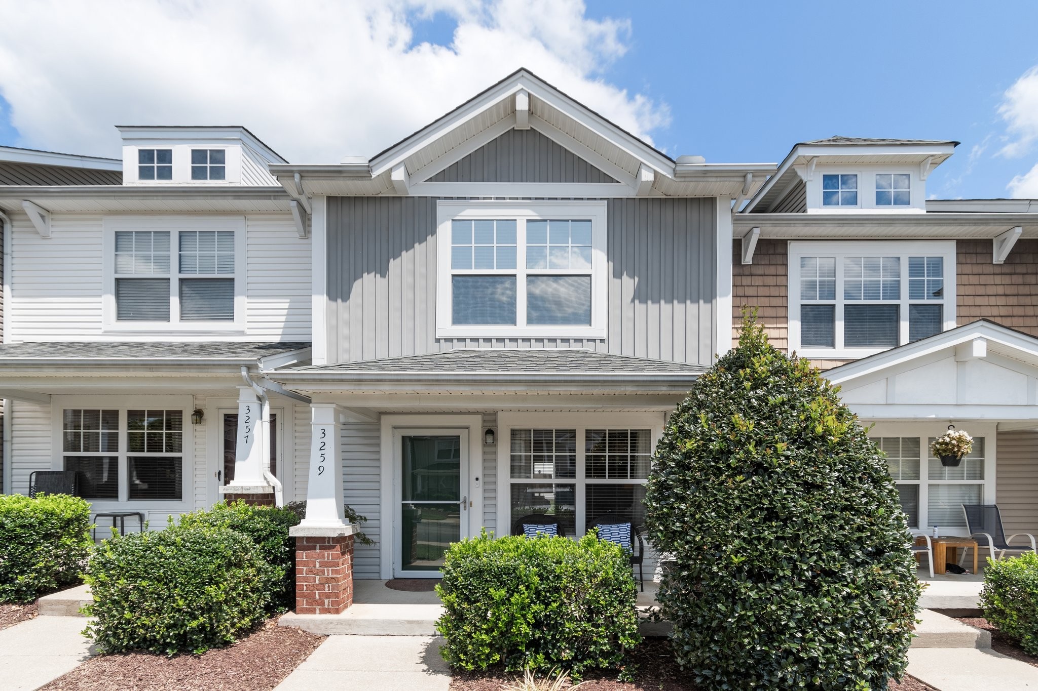 Harpeth Springs Dr, Nashville, TN 37221
