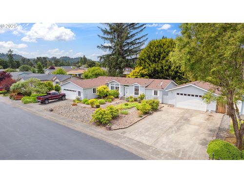 221 Lakeland Dr, Lakeside, OR, 97449-9688 | Card Image