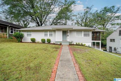 8220 3 Rd Avenue, House other with 3 bedrooms, 1 bathrooms and null parking in Birmingham AL | Image 1