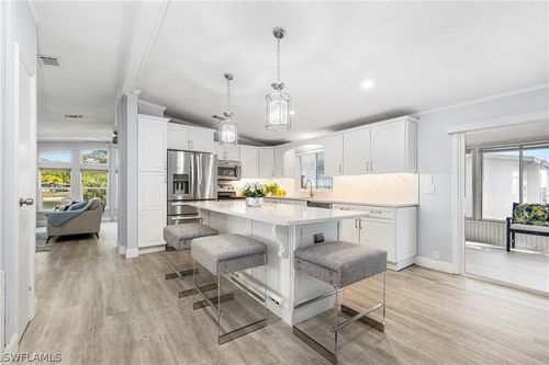 113-113 Oceans Blvd, NAPLES, FL, 34104-4106 | Card Image