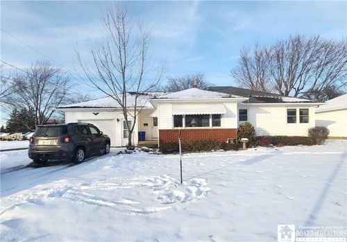 2 Leon Pl, Fredonia, NY, 14063-1314 | Card Image