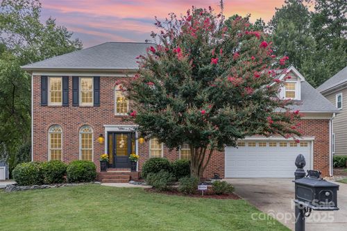 19701 Valiant Way, Cornelius, NC, 28031-6364 | Card Image
