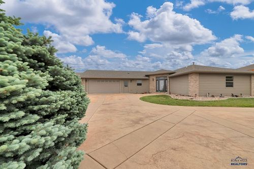 3626 City View Dr, Rapid City, SD, 57701-2384 | Card Image