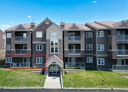 1612 Edenwold Hts Nw, Calgary, AB, T3A3V2 | Card Image