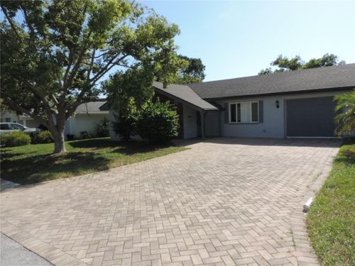 12404 Cobble Stone Dr, Hudson, FL, 34667-2319 | Card Image