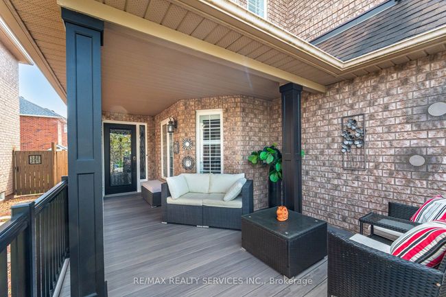 37 Baybrook Rd, House other with 6 bedrooms, 4 bathrooms and 4 parking in Brampton ON | Image 4