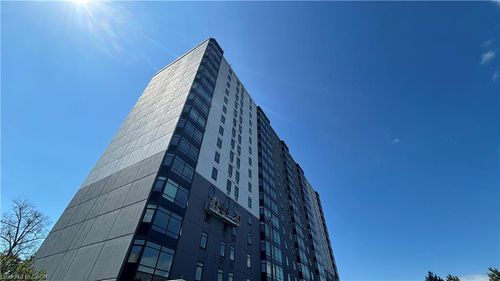 103-45 Pond Mills Rd, London, ON, N5Z4W5 | Card Image