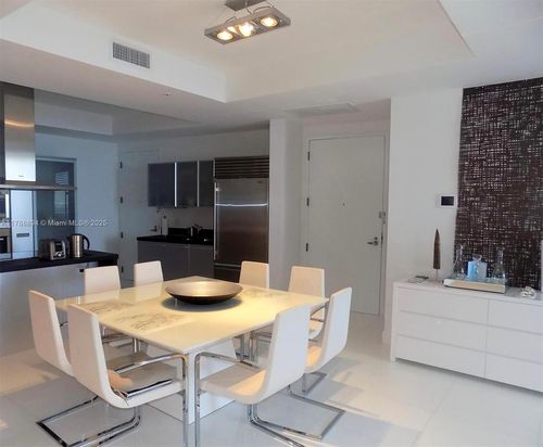3906-18201 Collins Ave, Sunny Isles Beach, FL, 33160-5143 | Card Image