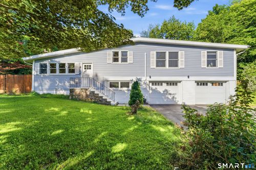 21 N Pleasant Rise, Brookfield, CT, 06804-2123 | Card Image