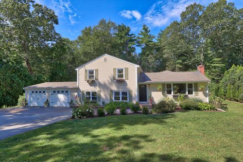 121 Wells Rd, Granby, CT, 06035-1011 | Card Image