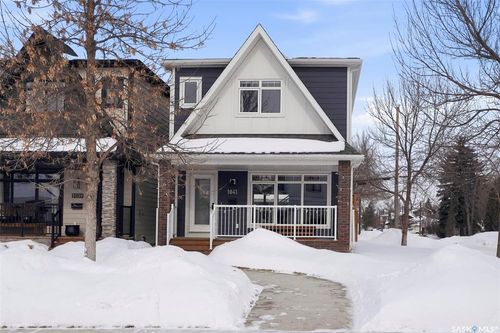 1041 4th Street E, Saskatoon, SK, S7H1K6 | Card Image