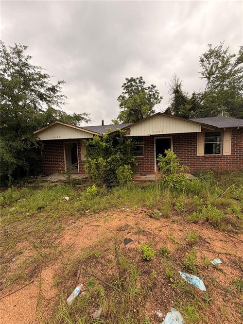 2886 Elpis St, Macon, GA, 31204-5246 | Card Image