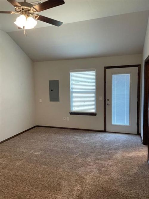 2428 Northcreek Ln, Oklahoma City, OK, 73128-4968 | Card Image