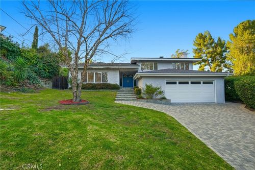 4747 Ellenita, Tarzana, CA, 91356 | Card Image