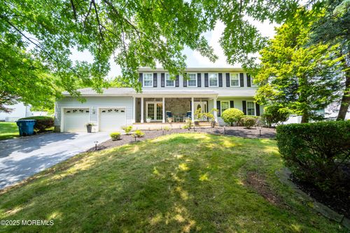 29 Chatham Ridge Dr, Freehold, NJ, 07728-4335 | Card Image