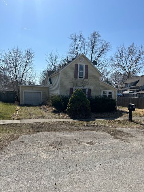 306 E Kyle St, Ogden, IL, 61859-9784 | Card Image