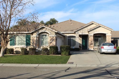 1617 Tucson Cir, Suisun City, CA, 94585-6332 | Card Image