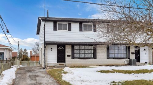 1364 Lakefield St, Oshawa, ON, L1J3Y7 | Card Image