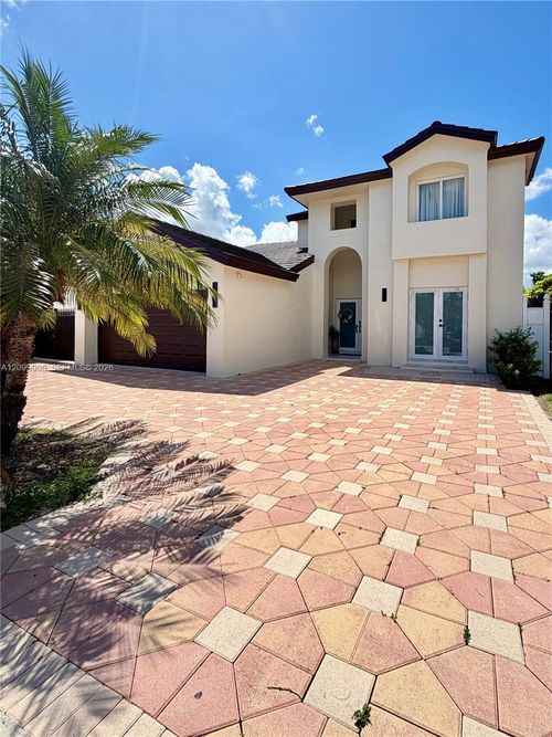 9030 Sw 143rd Ave, Miami, FL, 33186-7820 | Card Image
