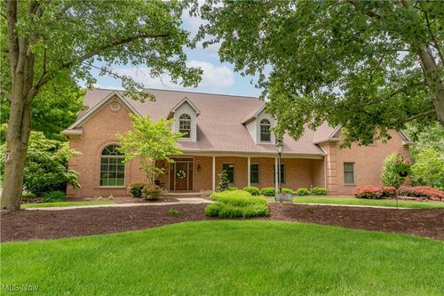 5679 Carters Grove Cir Nw, Massillon, OH, 44646-1112 | Card Image