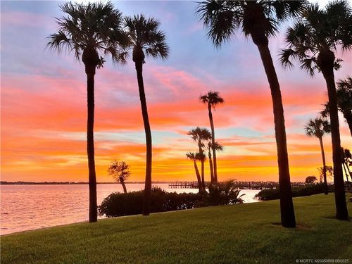 3-304-4680 Ne Sandpebble Trce, STUART, FL, 34996-1437 | Card Image