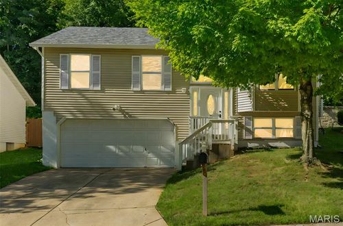 941 Wynstay Cir, Valley Park, MO, 63088-1445 | Card Image