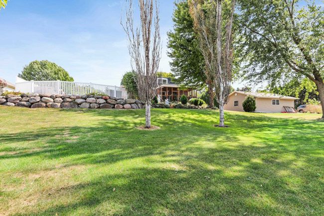 1813 Skyline Dr, House other with 4 bedrooms, 3 bathrooms and null parking in STOUGHTON WI | Image 13