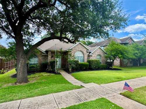 711 Cottonwood Bend Dr, Allen, TX, 75002-5203 | Card Image