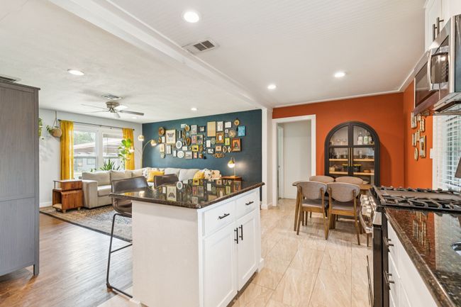 5029 Jerri Ln, House other with 3 bedrooms, 2 bathrooms and null parking in Haltom City TX | Image 13