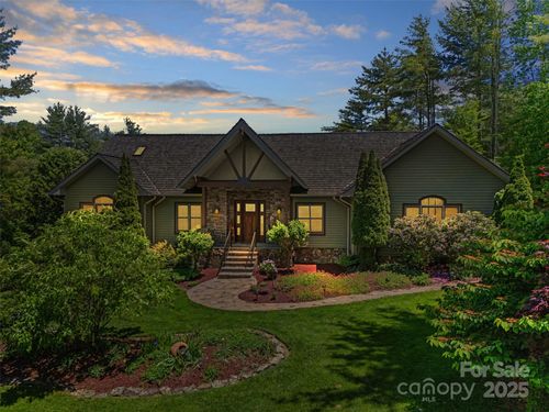 2160 Valle Cay Dr, Vilas, NC, 28692-8461 | Card Image