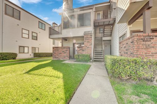 apt-205-3121 Sondra Dr, Fort Worth, TX, 76107-7706 | Card Image