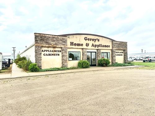 1084 3rd St Nw, Roseau, MN, 56751-1907 | Card Image