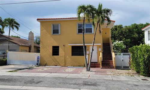 1-984 Sw 9th St, Miami, FL, 33130-3736 | Card Image