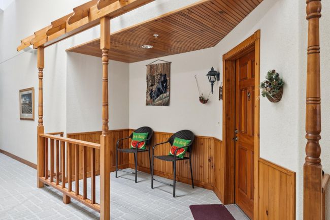 Common Area Front Porch & Entrance | Image 24