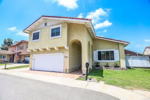 1560 Cavern Point Ct, Chula Vista, CA, 91911-6105 | Card Image