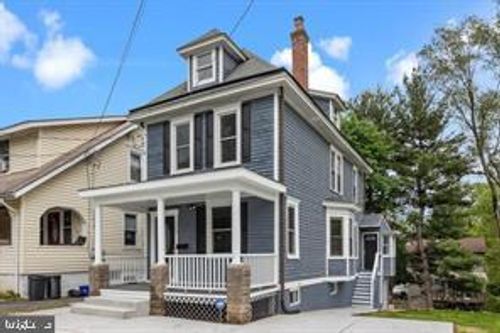 320 Crown St, MORRISVILLE, PA, 19067-6226 | Card Image