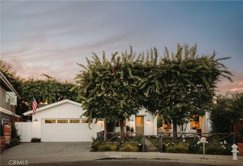223 Robinhood Pl, Costa Mesa, CA, 92627 | Card Image
